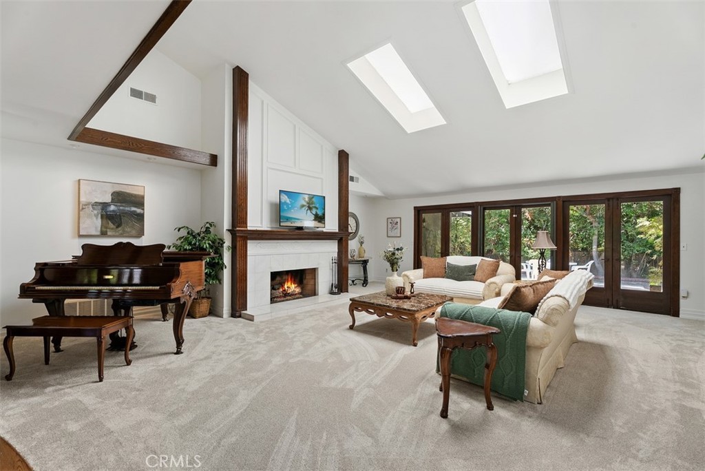 1632 SE Skyline Drive
