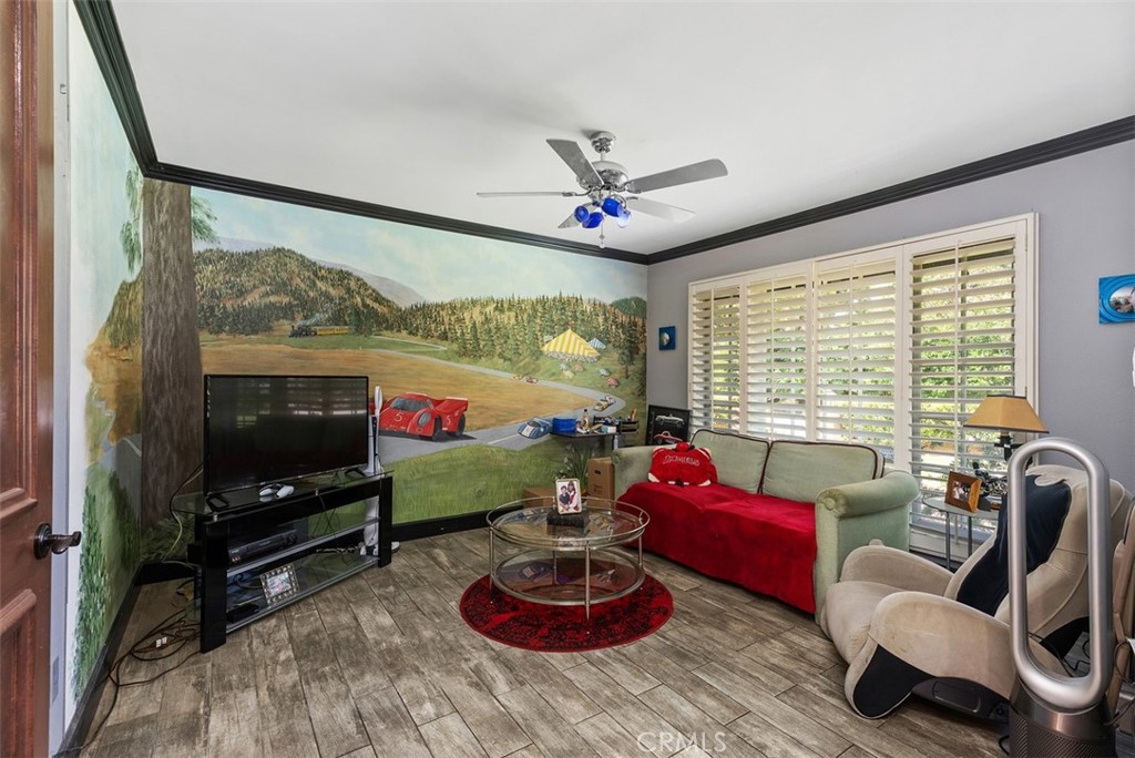 1632 SE Skyline Drive