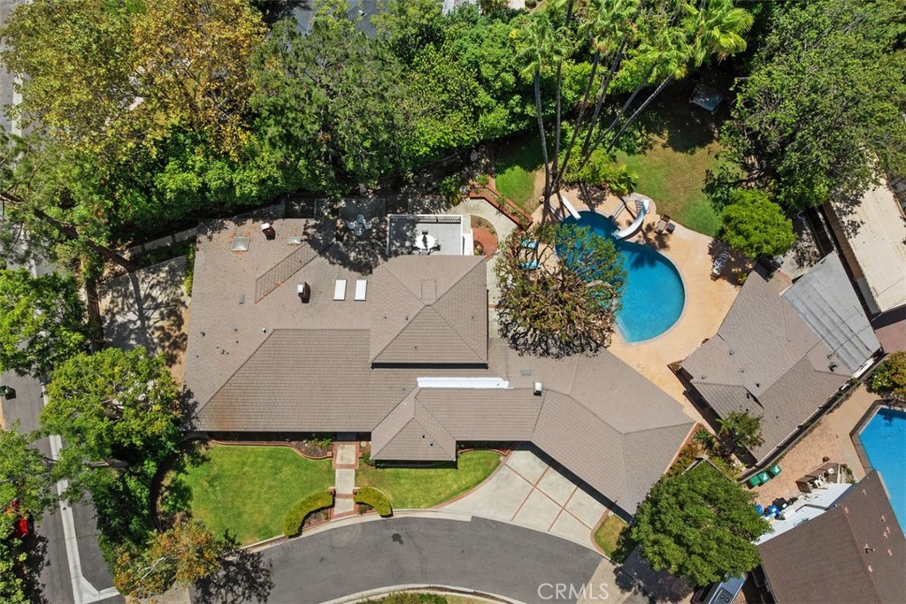 1632 SE Skyline Drive