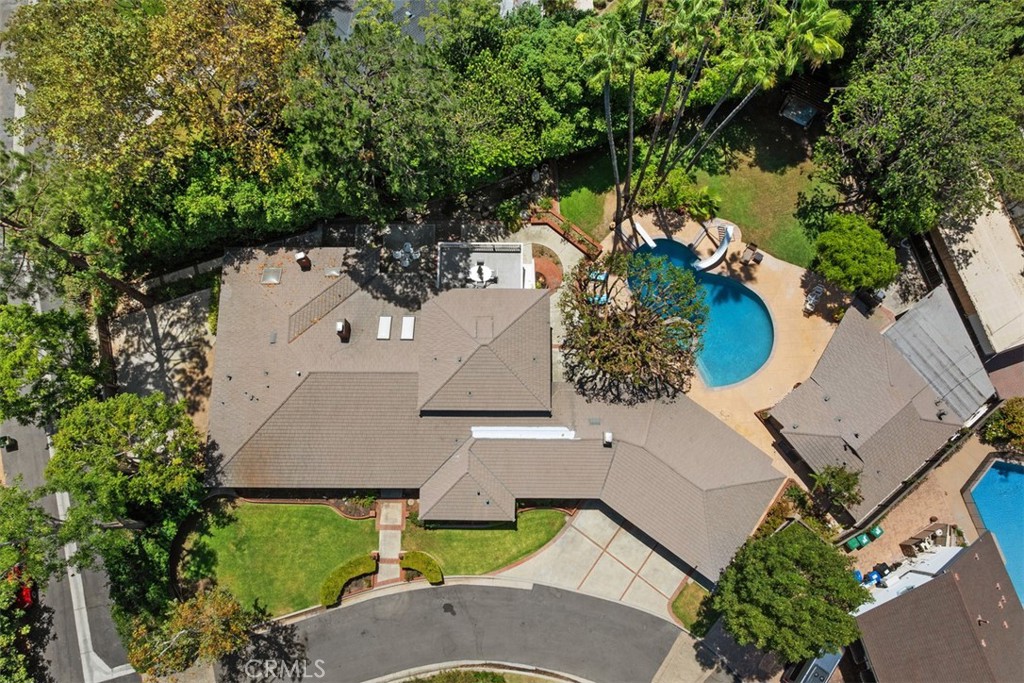 1632 SE Skyline Drive