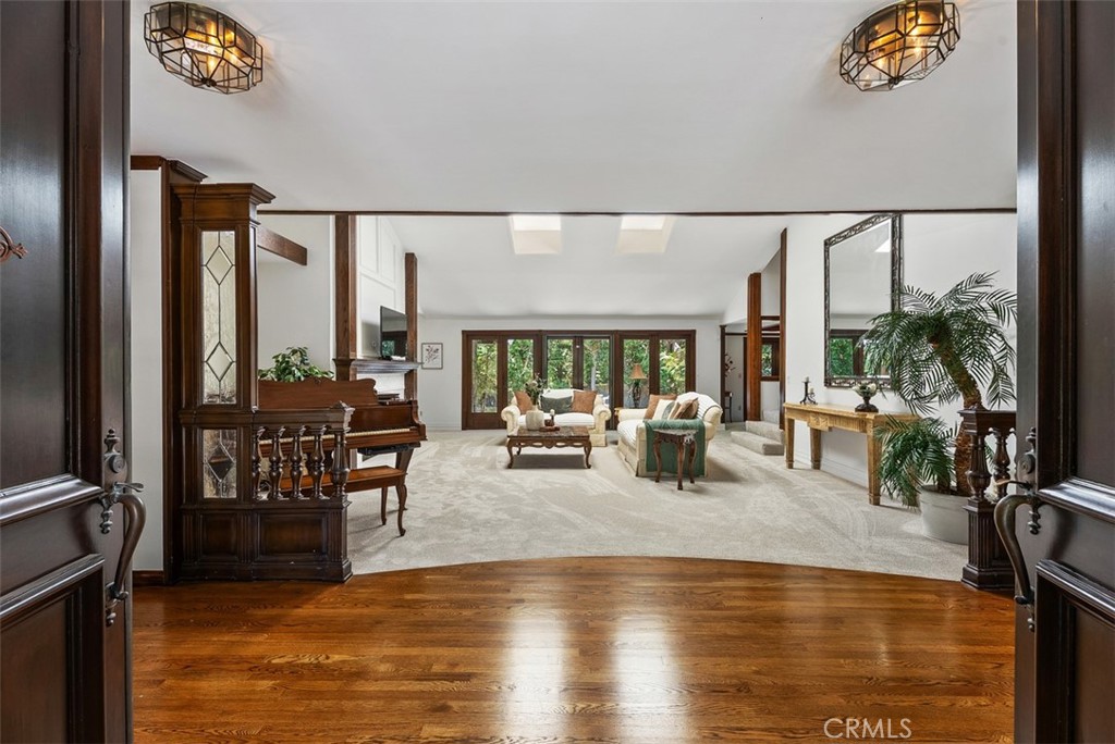 1632 SE Skyline Drive