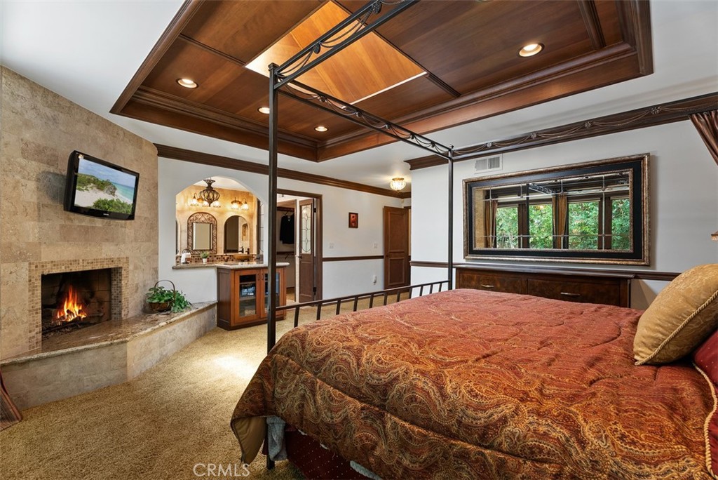 1632 SE Skyline Drive