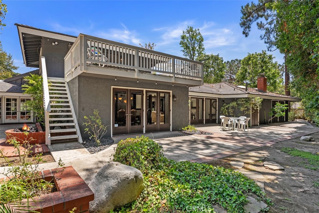 1632 SE Skyline Drive