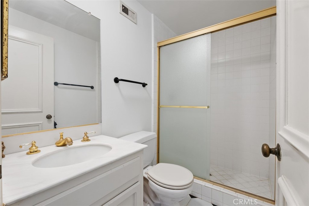 1632 SE Skyline Drive