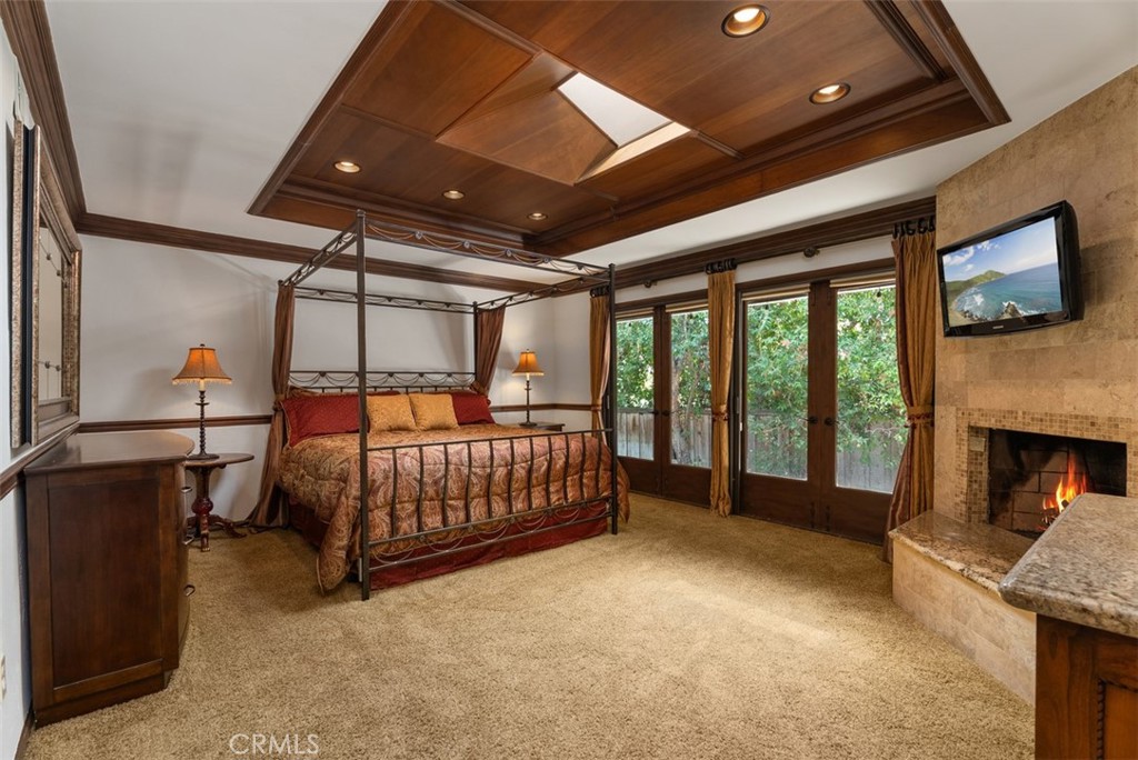 1632 SE Skyline Drive