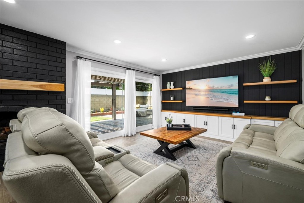7872 Bouma Circle