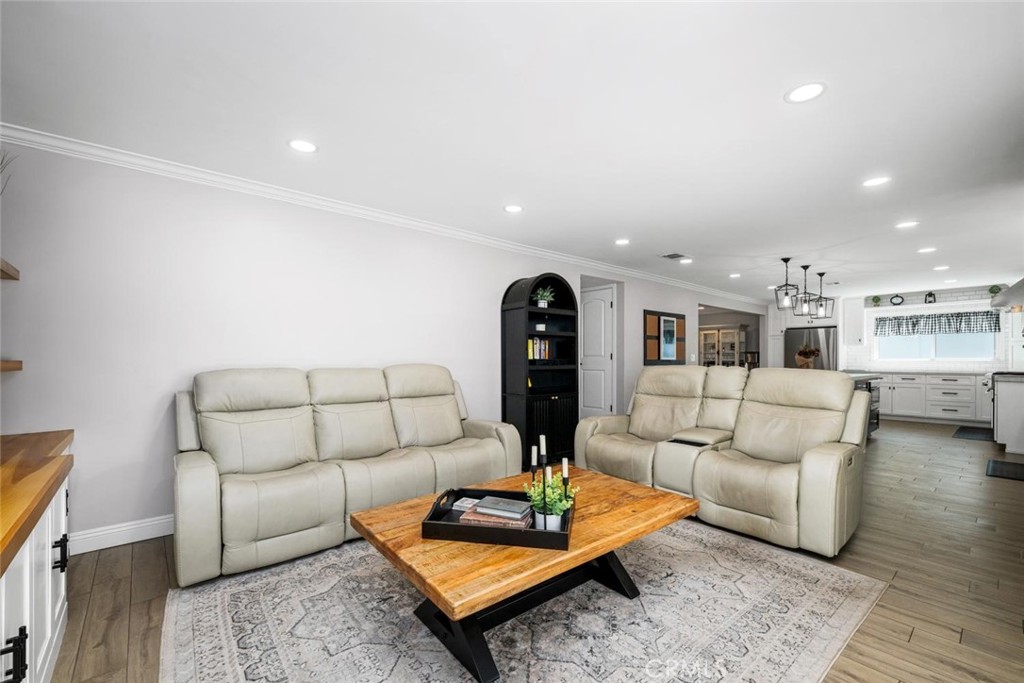 7872 Bouma Circle
