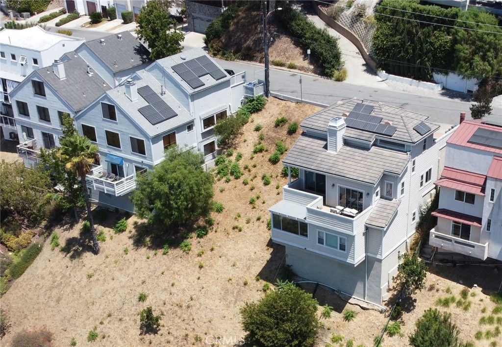 1931 Hanscom Drive