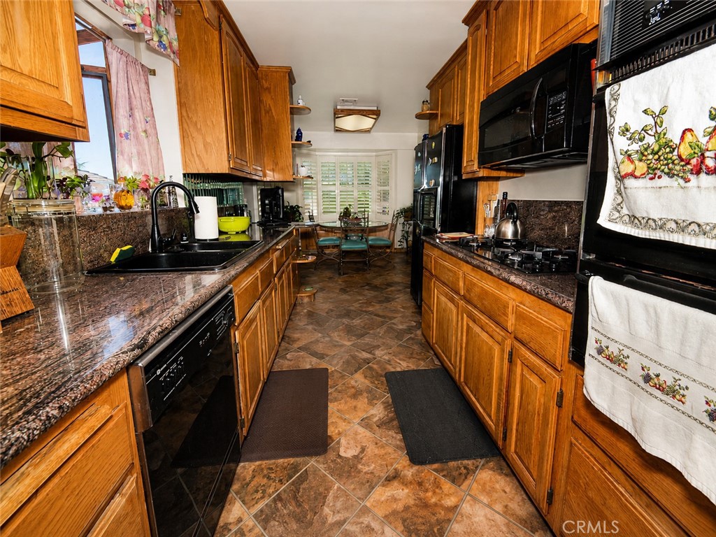 5138 Southridge