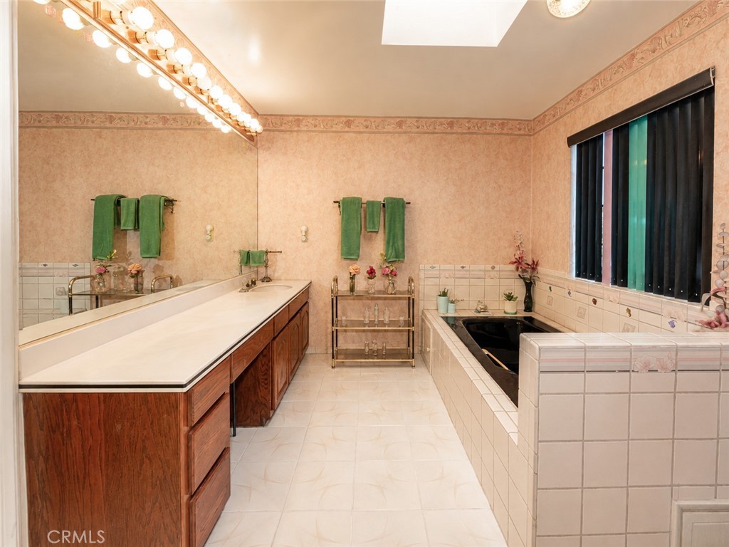 5138 Southridge