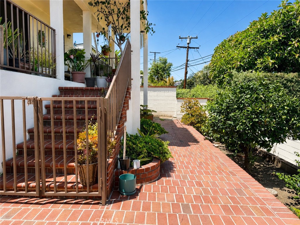 5138 Southridge