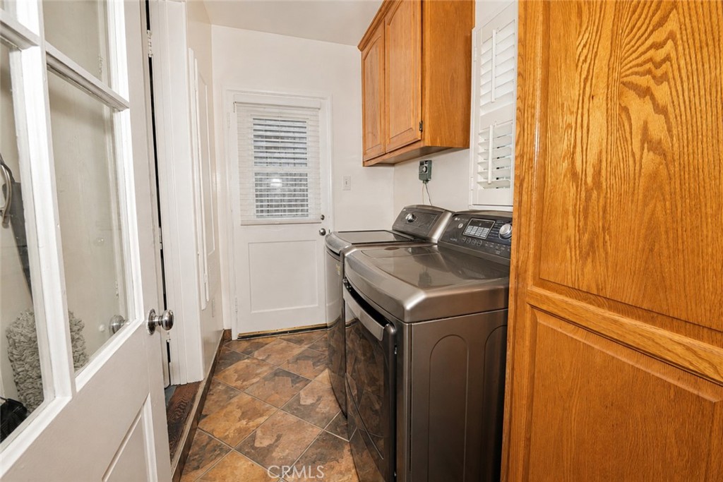 5138 Southridge