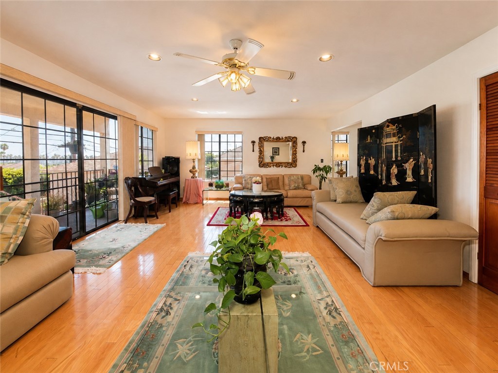 5138 Southridge