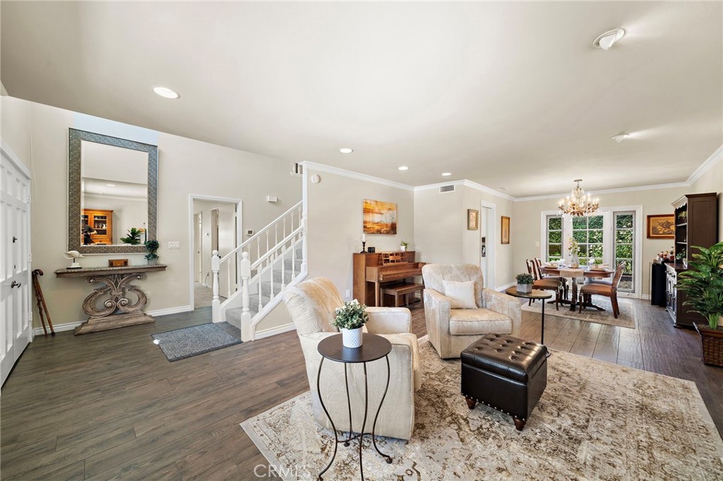 10101 Beverly