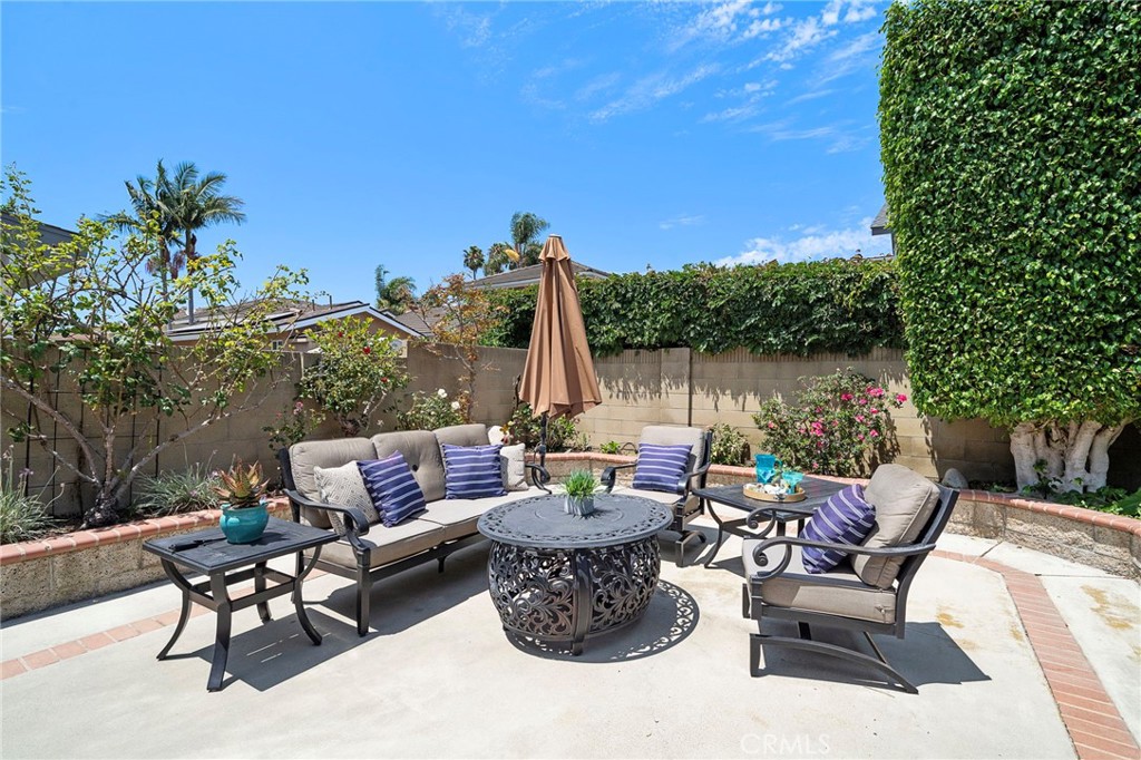 10101 Beverly