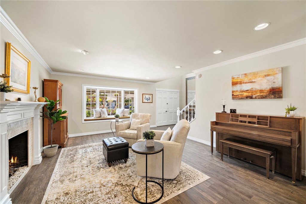 10101 Beverly