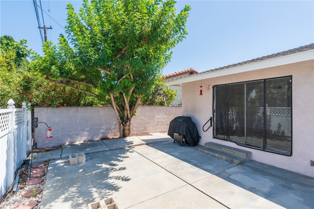 331 E. Olive Ave.