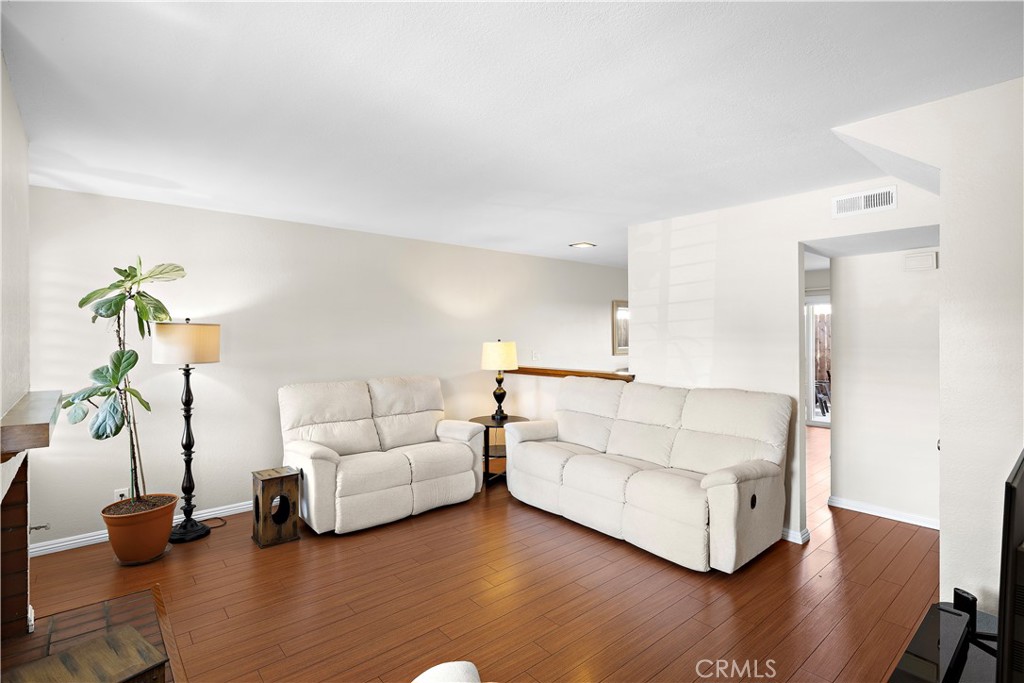 17614 Windward