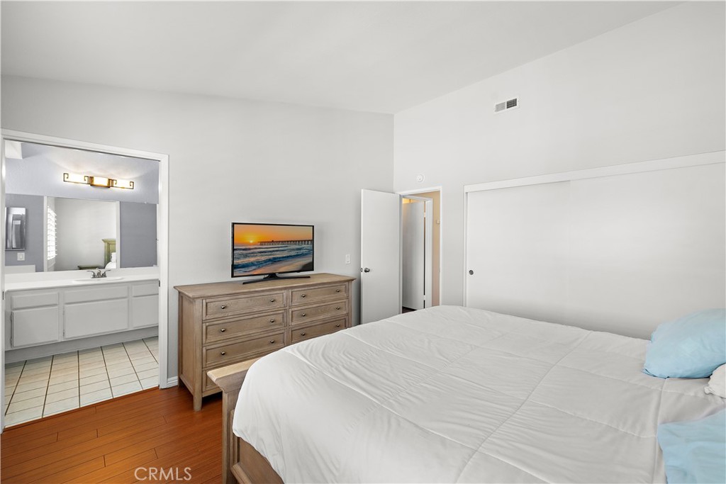 17614 Windward