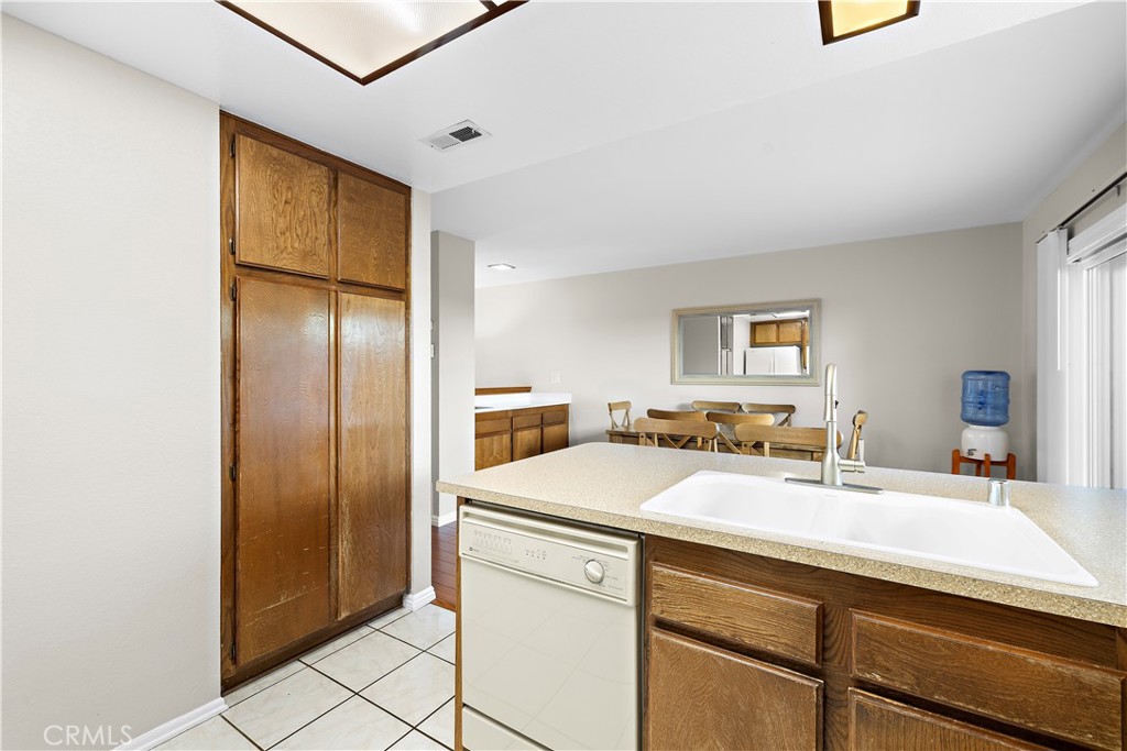 17614 Windward