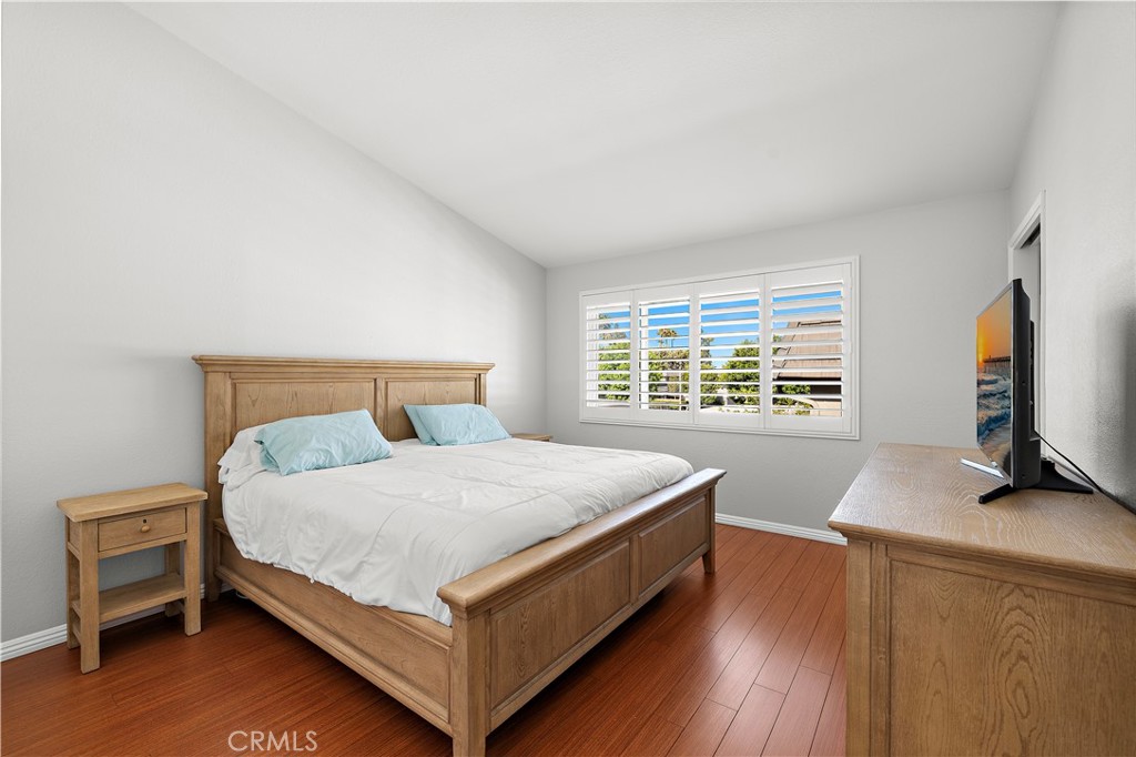 17614 Windward