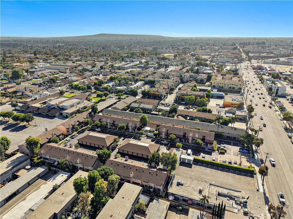17614 Windward