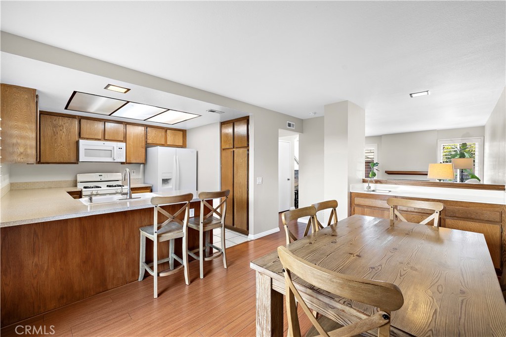 17614 Windward
