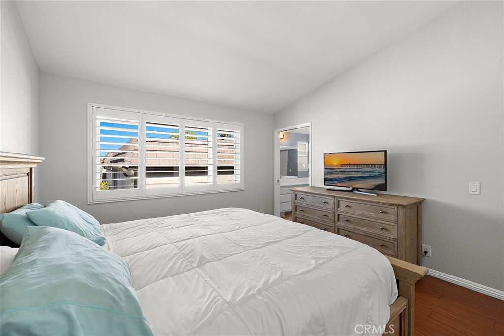 17614 Windward