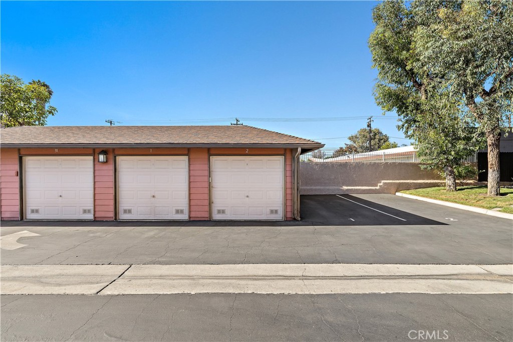 17614 Windward