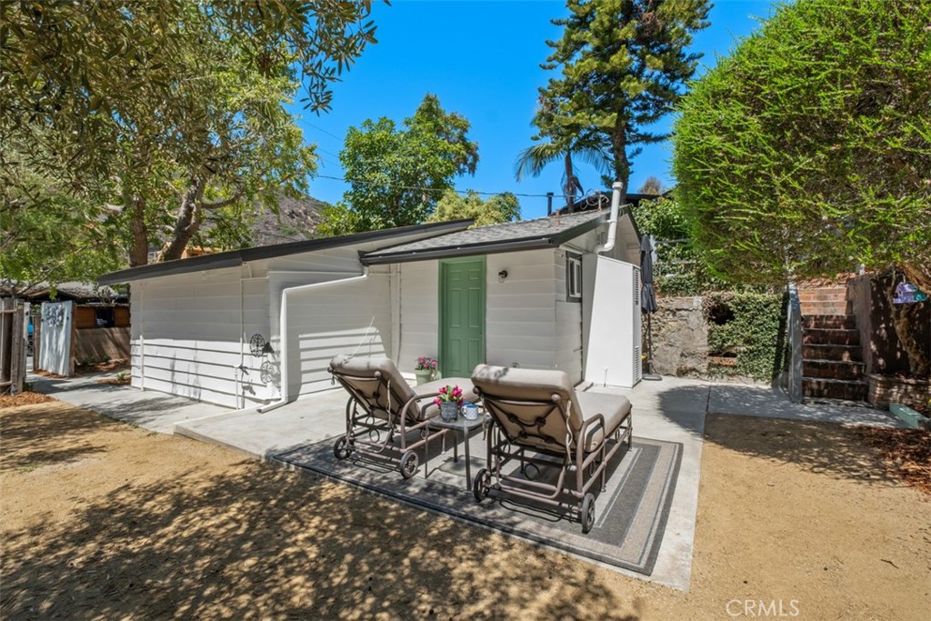 1535 Arroyo Dr