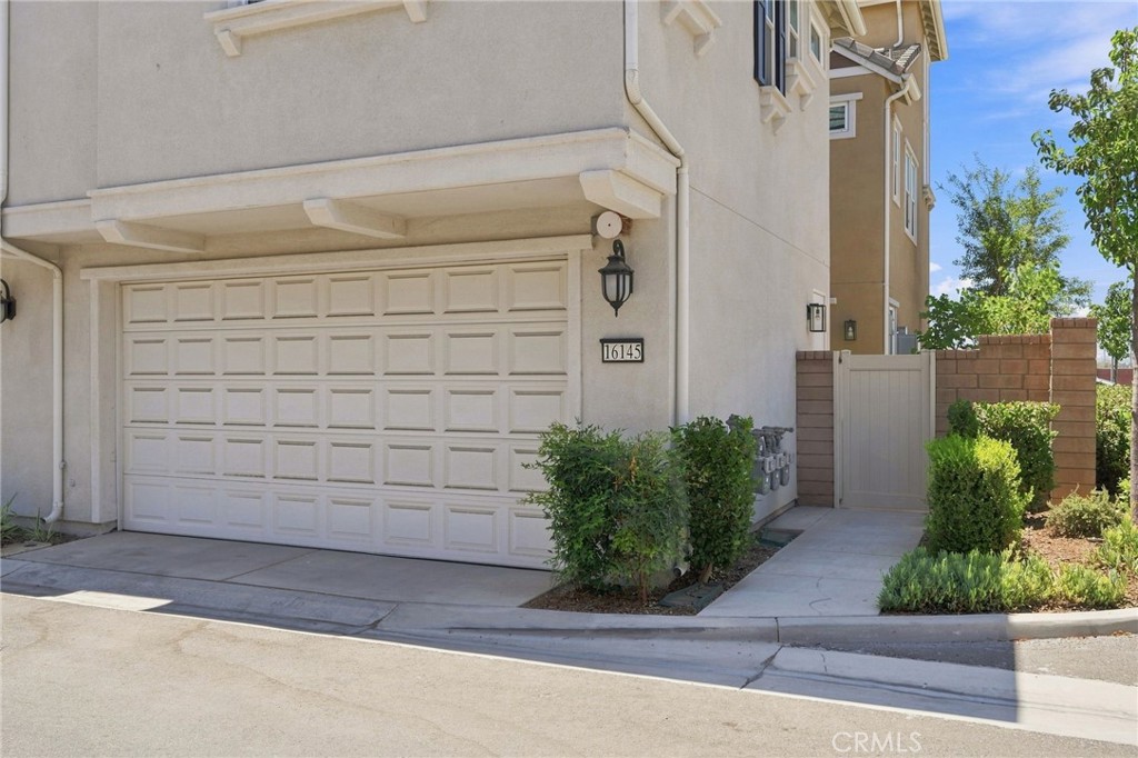 16145 Sandpiper Ave