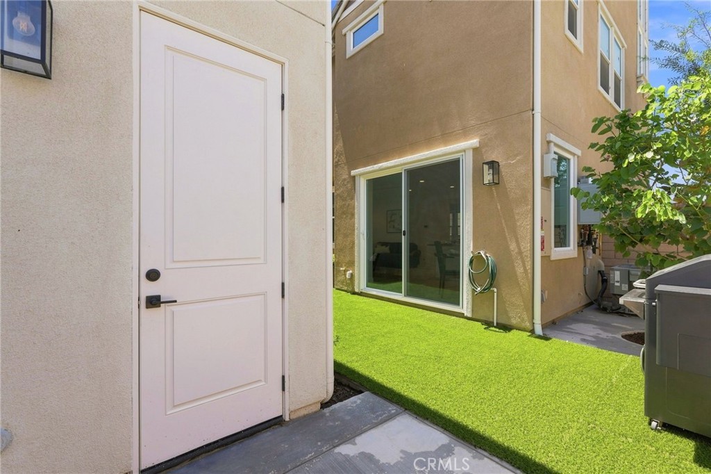 16145 Sandpiper Ave
