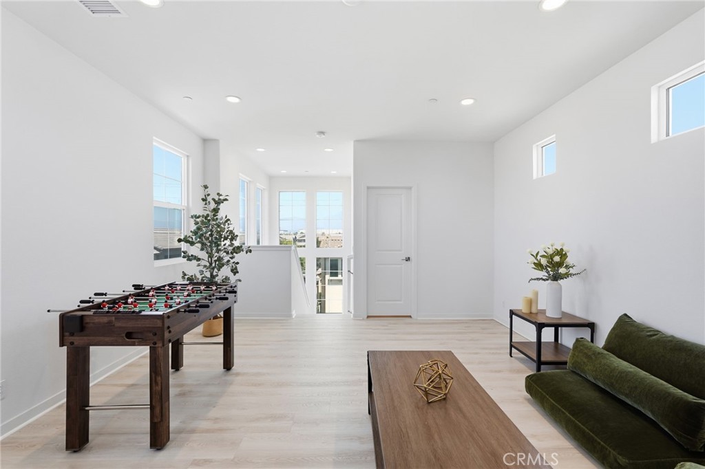 16145 Sandpiper Ave