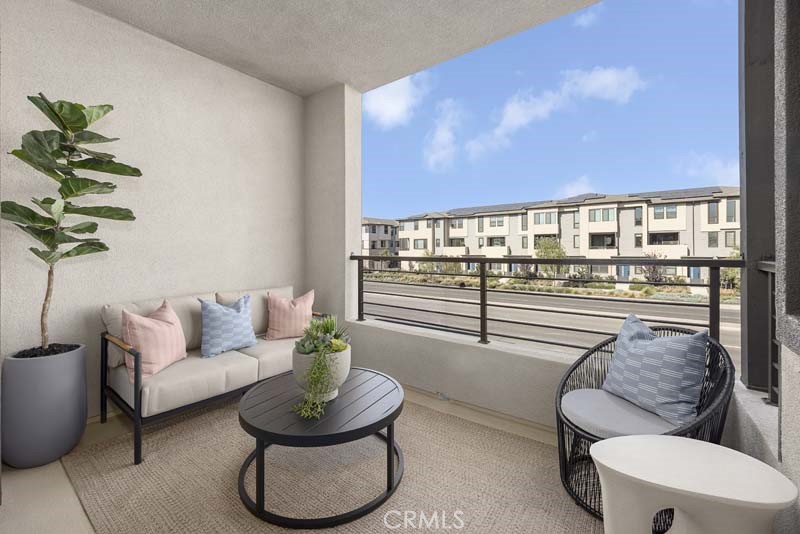 105 S Laxore Street 503