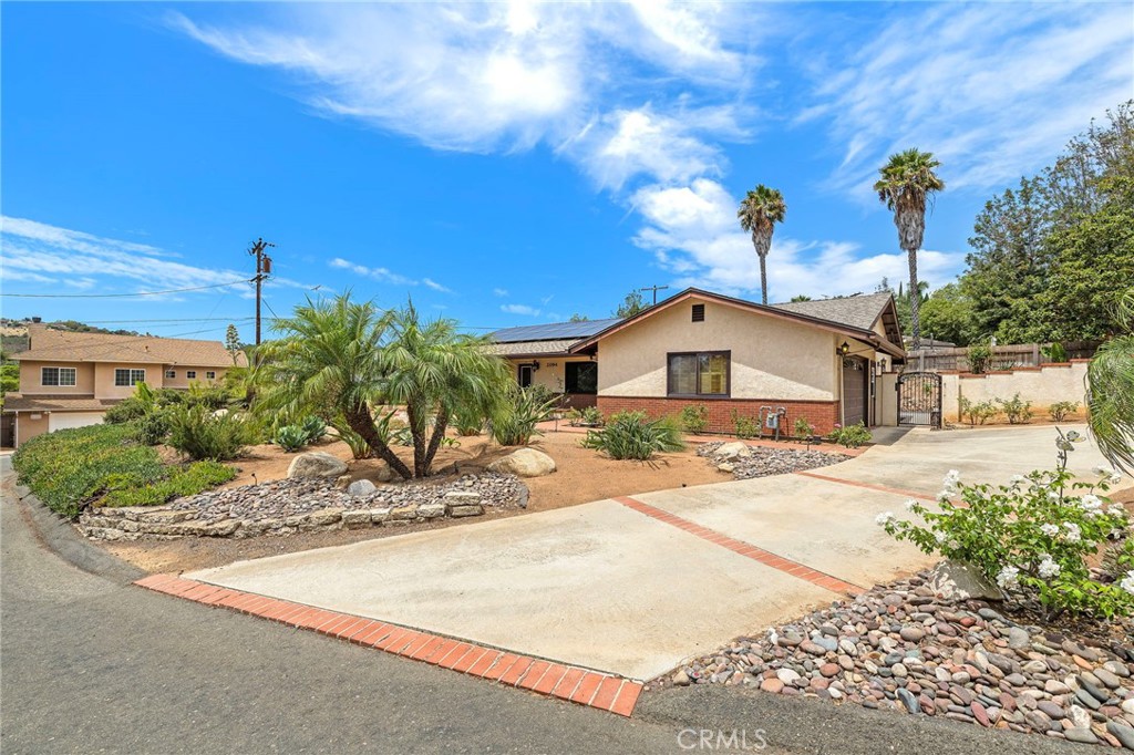 2094 Meadowlark Ranch