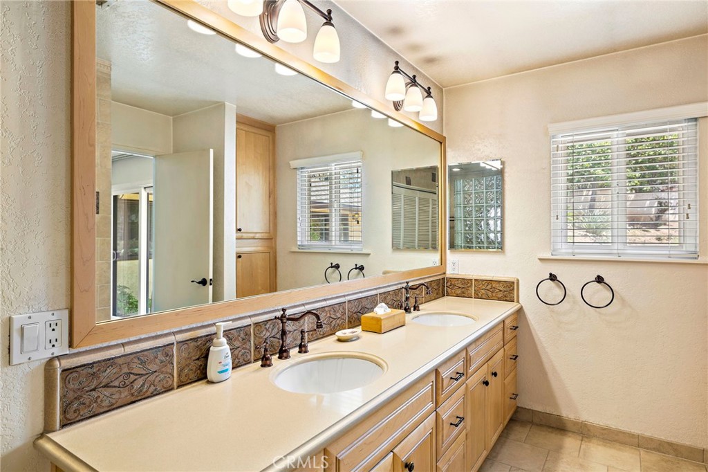 2094 Meadowlark Ranch