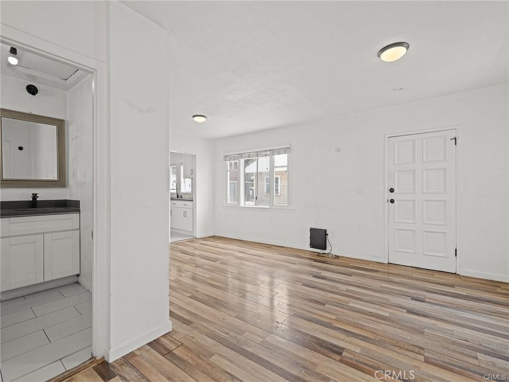 757 N Loma Vista