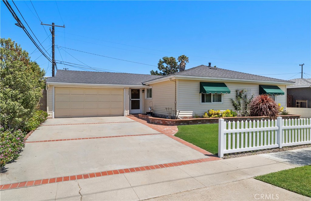 15022 Hunter Lane