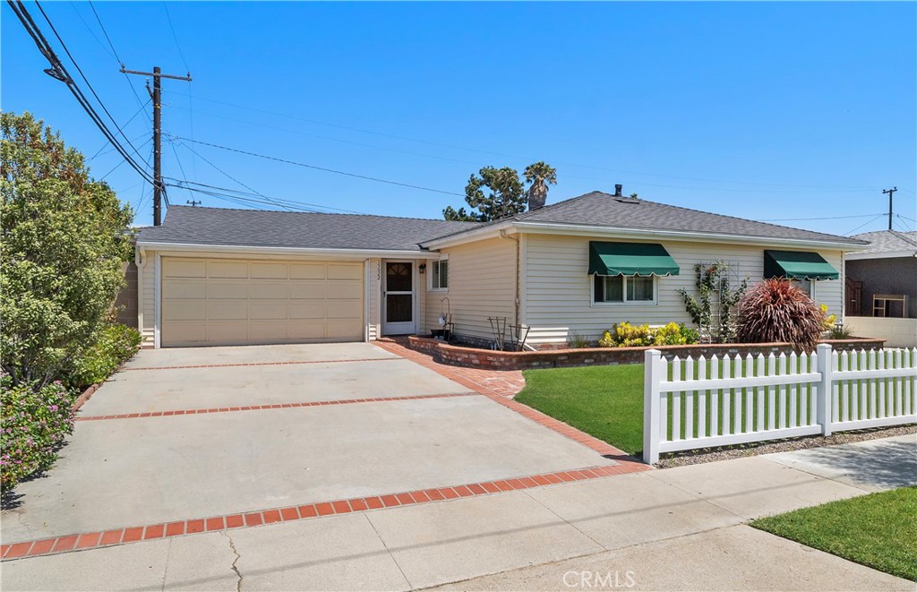 15022 Hunter Lane