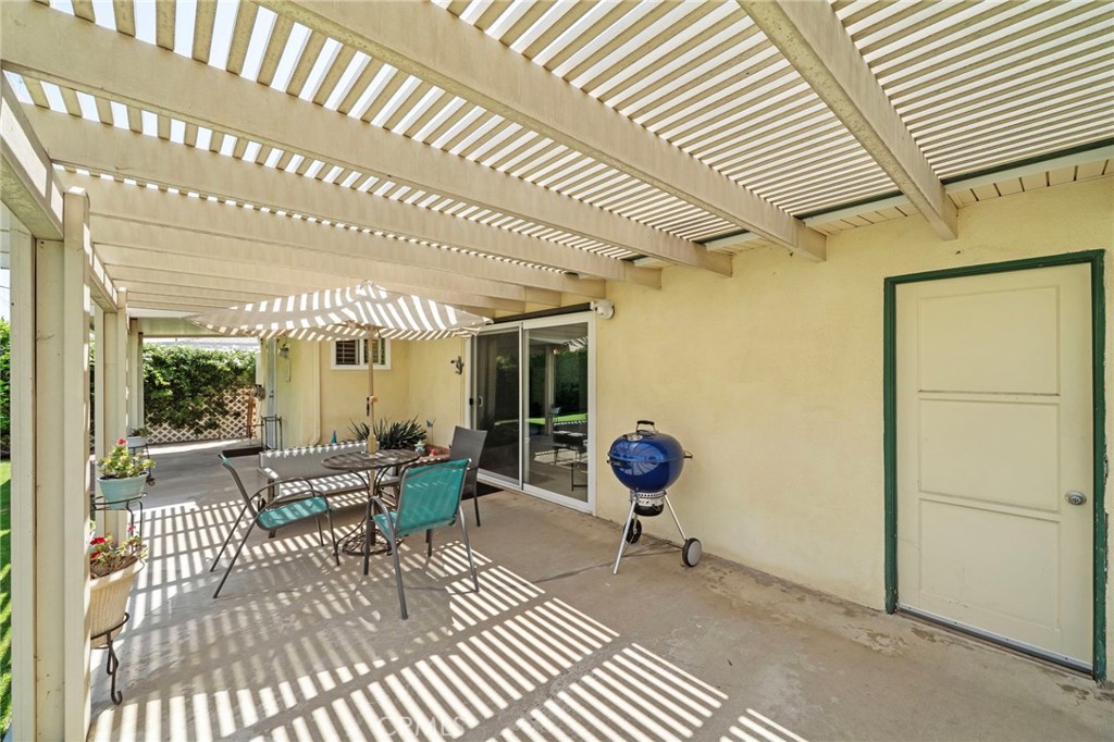 15022 Hunter Lane