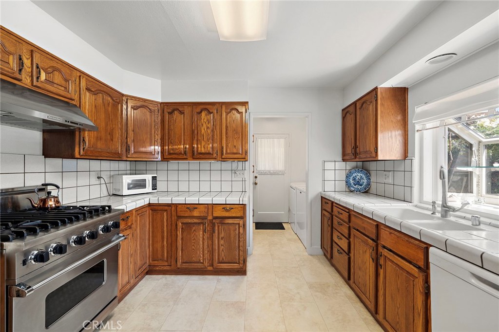 15022 Hunter Lane