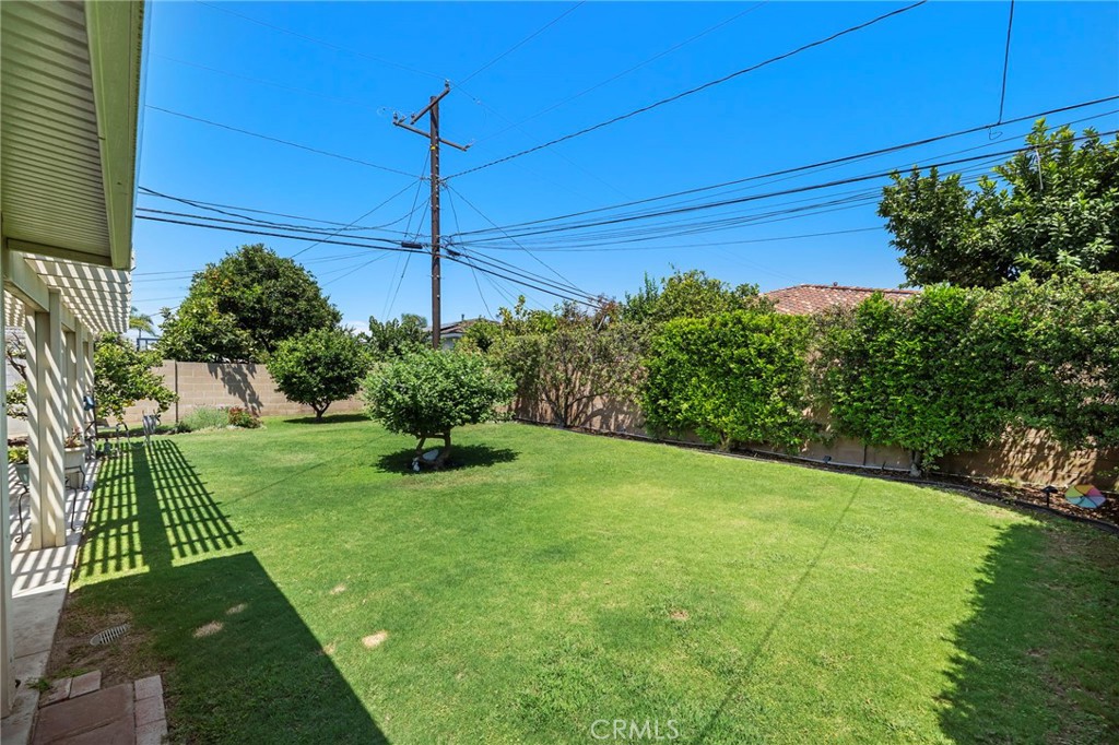 15022 Hunter Lane