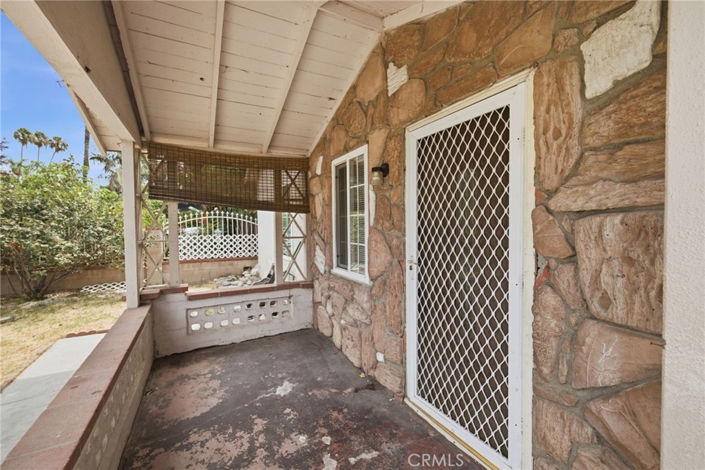 206 Acacia Street