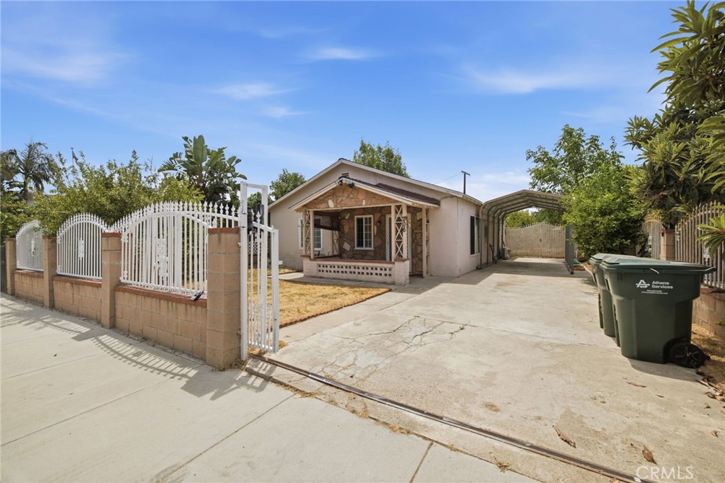 206 Acacia Street