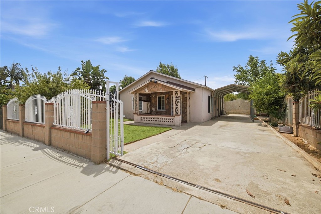 206 Acacia Street