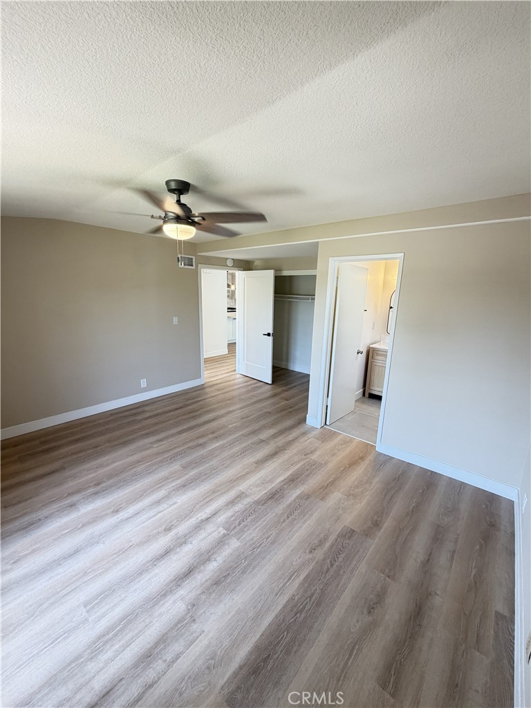 9197 El Cortez