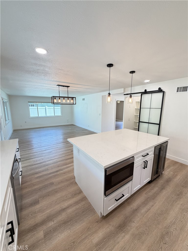 9197 El Cortez