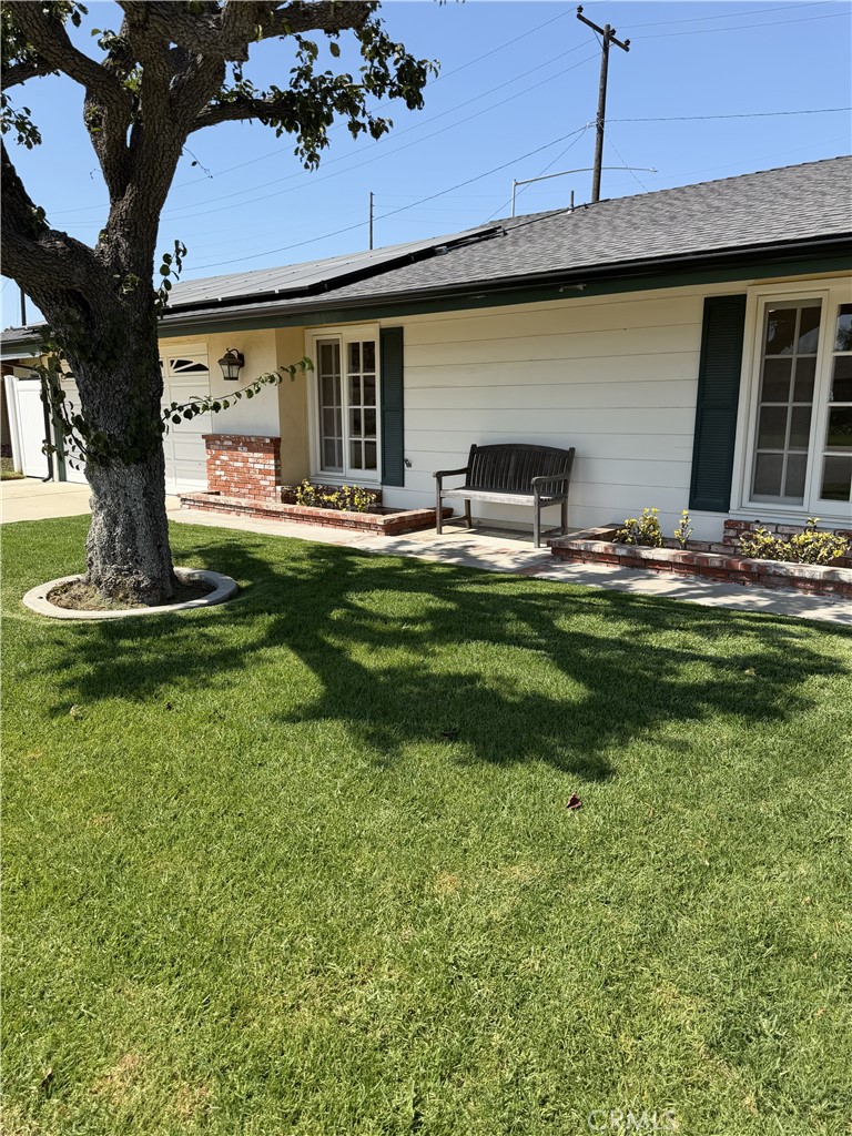 9197 El Cortez