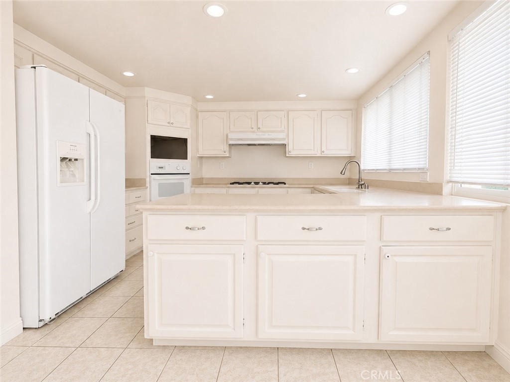 3336 Paseo Halcon