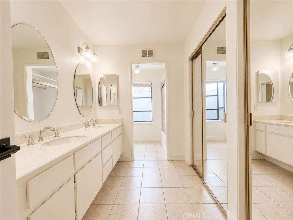 3336 Paseo Halcon